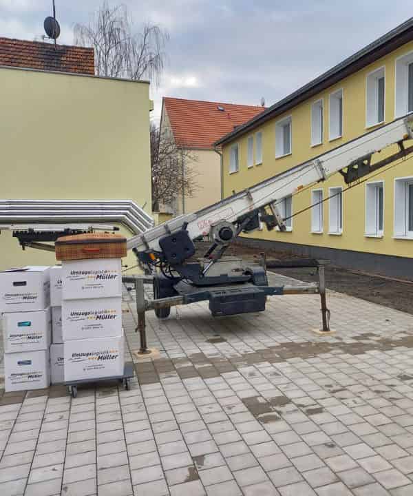 Möbellift in Halle Saale Seniorenumzug